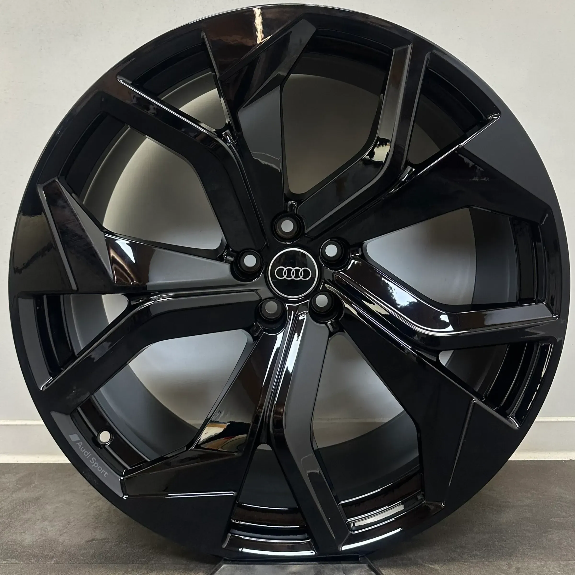 Neu Original Audi Q8 SQ8 RSQ8 23Zoll Felge 4M8601025DC 1 Stück - Bild 1
