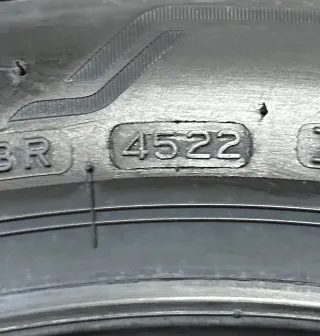 1x Sommerreifen235 45 R20 96W Bridgestone Alenza 001 MO DOT22 - Bild 5