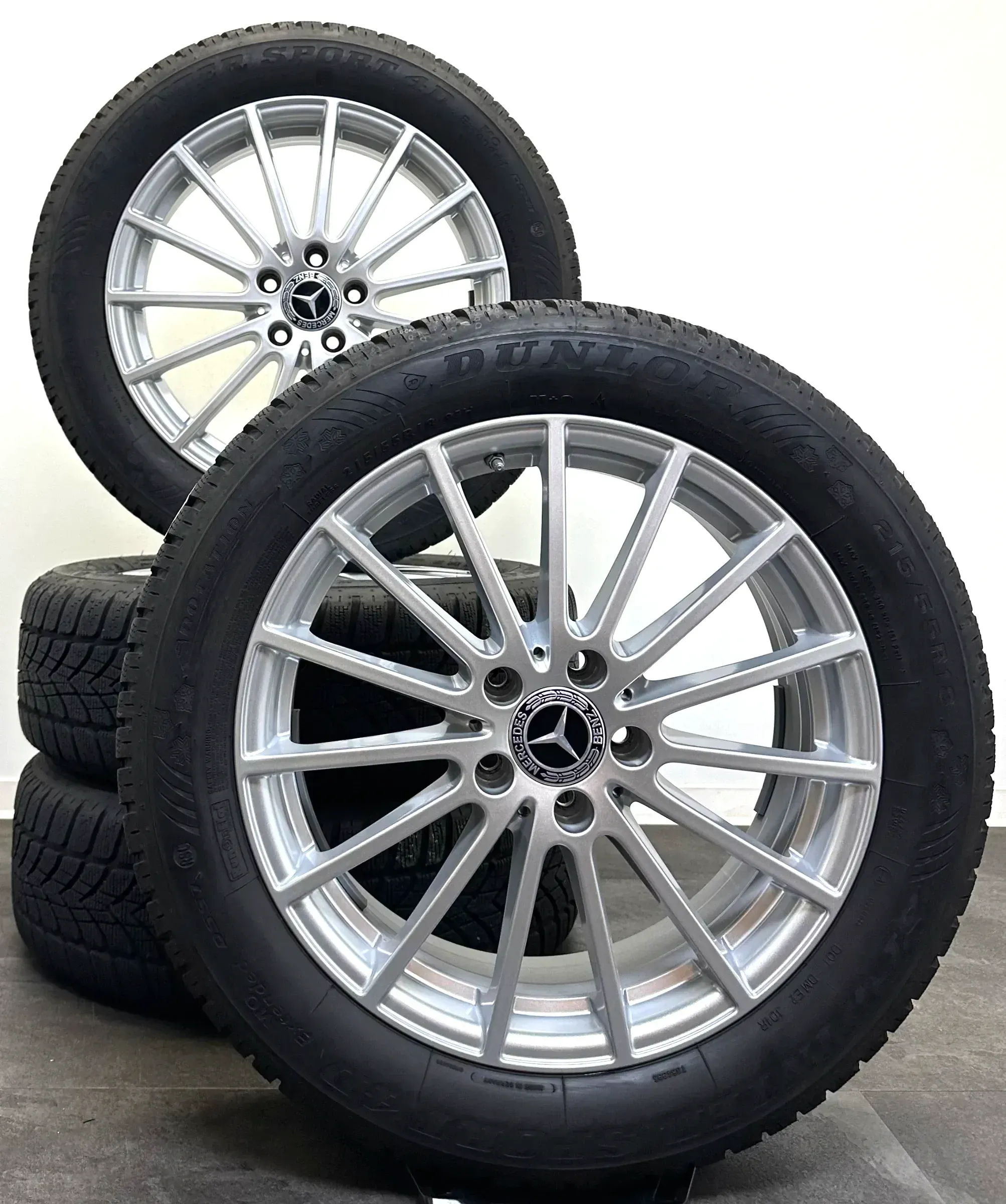Original Mercedes GLA X156 18Zoll Felgen A1564011900 Winterreifen 215 55 R18 95H - Bild 1