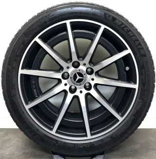 Original Mercedes A45 CLA45 18Zoll AMG Felgen A1774012100 Winterreifen - Bild 3