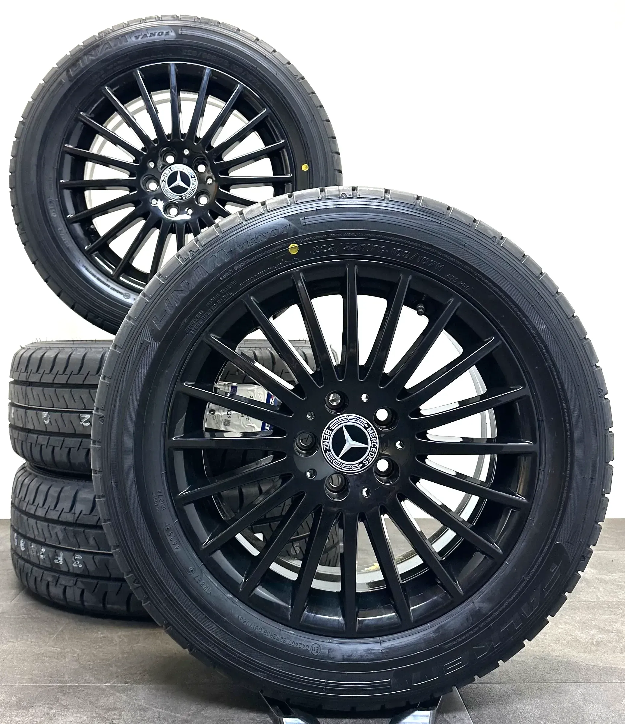 Mercedes V-Klasse W447 Viano W639 17 Zoll Sommerreifen 225 55R17C 109/107H - Bild 1