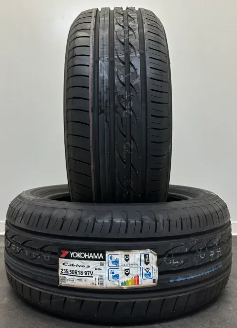 Background image for 2x Sommerreifen 235 50 R18 97V Yokohama C.drive 2