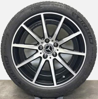 Original Mercedes A45 CLA45 18Zoll AMG Felgen A1774012100 Winterreifen 245 40R18 - Bild 2