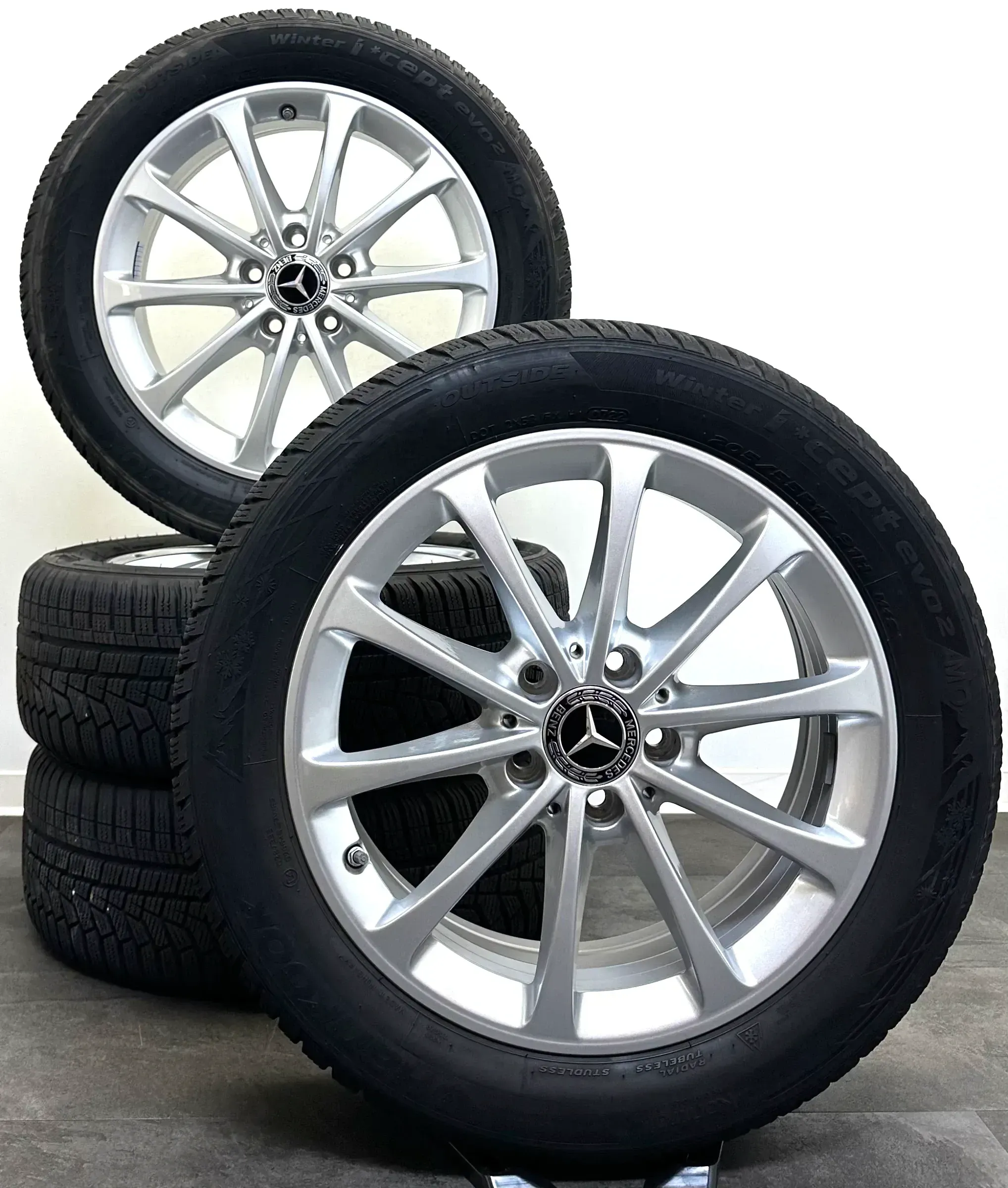 Original Mercedes CLA Shooting Brake X118 Felgen 17Zoll A1774010300 Winterreifen 205 55R17 - Bild 1
