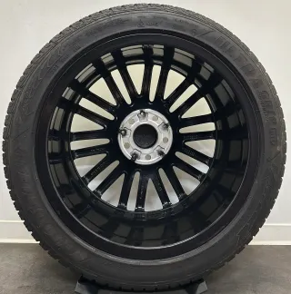 Original Mercedes W206 S206 18Zoll Felgen A2064014900 Winterreifen 225 45R18 95H - Bild 6