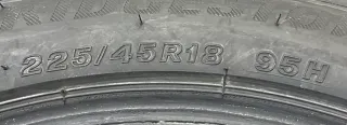 2xWinterreifen 225 45 R18 95H Bridgestone Blizzak LM001 RFT DOT25 - Bild 6