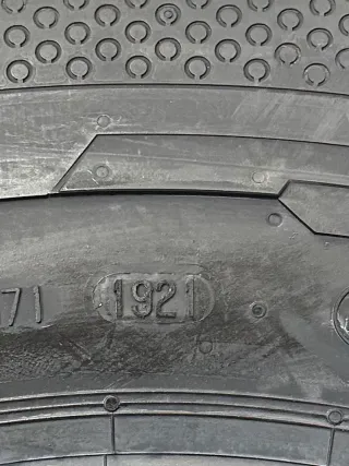 2x Winterreifen 205 75 R16C 110/108R Continental VanContact Winter DOT21 NEU - Bild 4