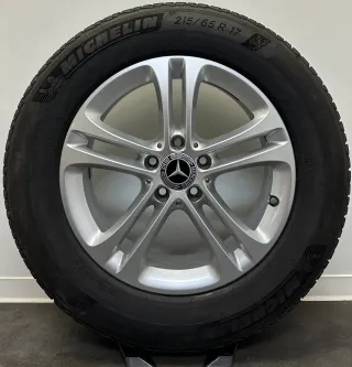 Original Mercedes GLB X247 17Zoll Felgen A1774010400 Winterreifen 215 65R17 - Bild 3