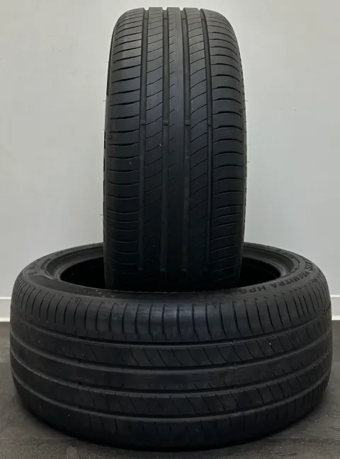 Background image for 2x Sommerreifen 215 45 R17 91Y Maxxis Premitra HP6