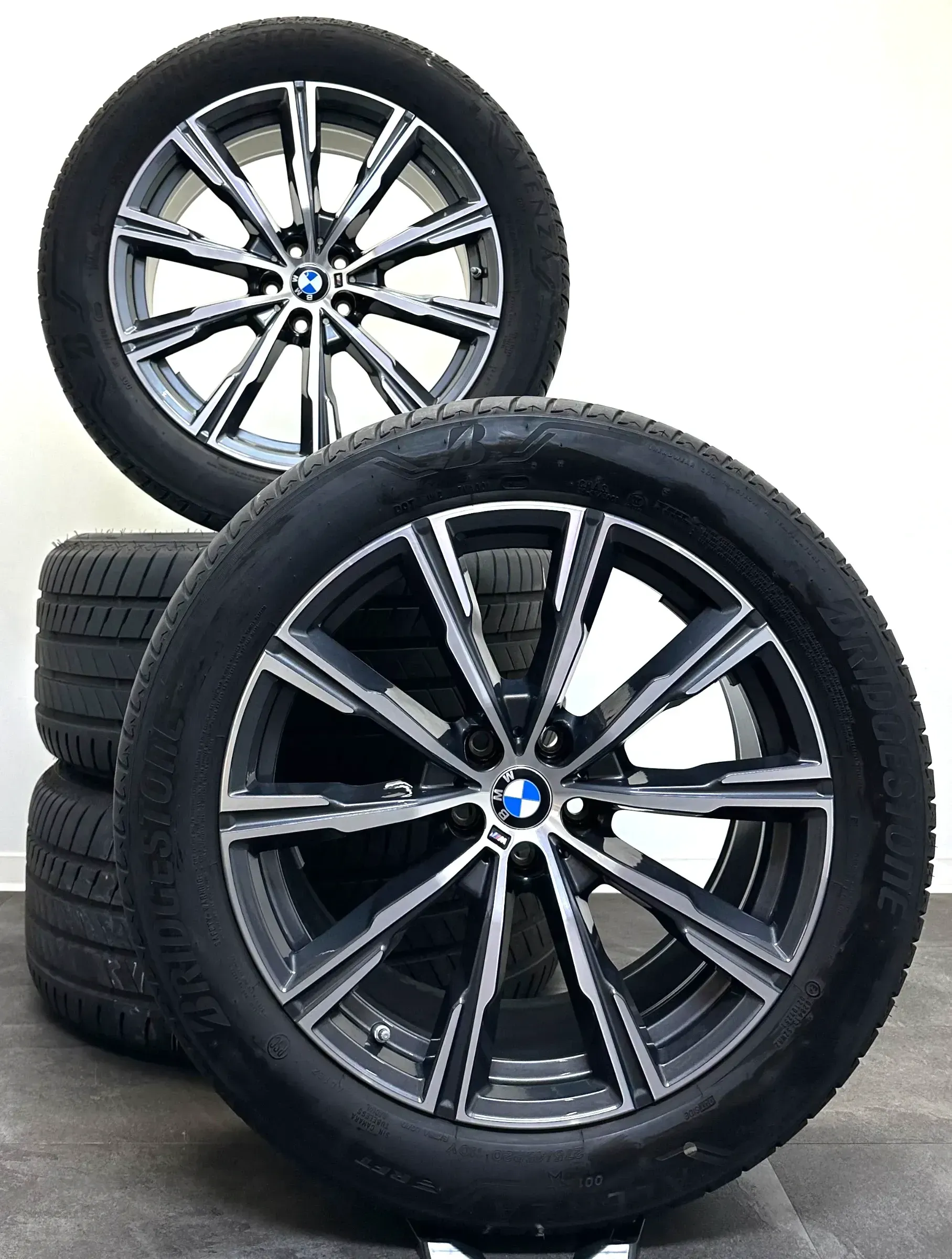 Original  BMW X6 xDrive40i M Sport G06 20Zoll Felgen M740 Sommerräder - Bild 1