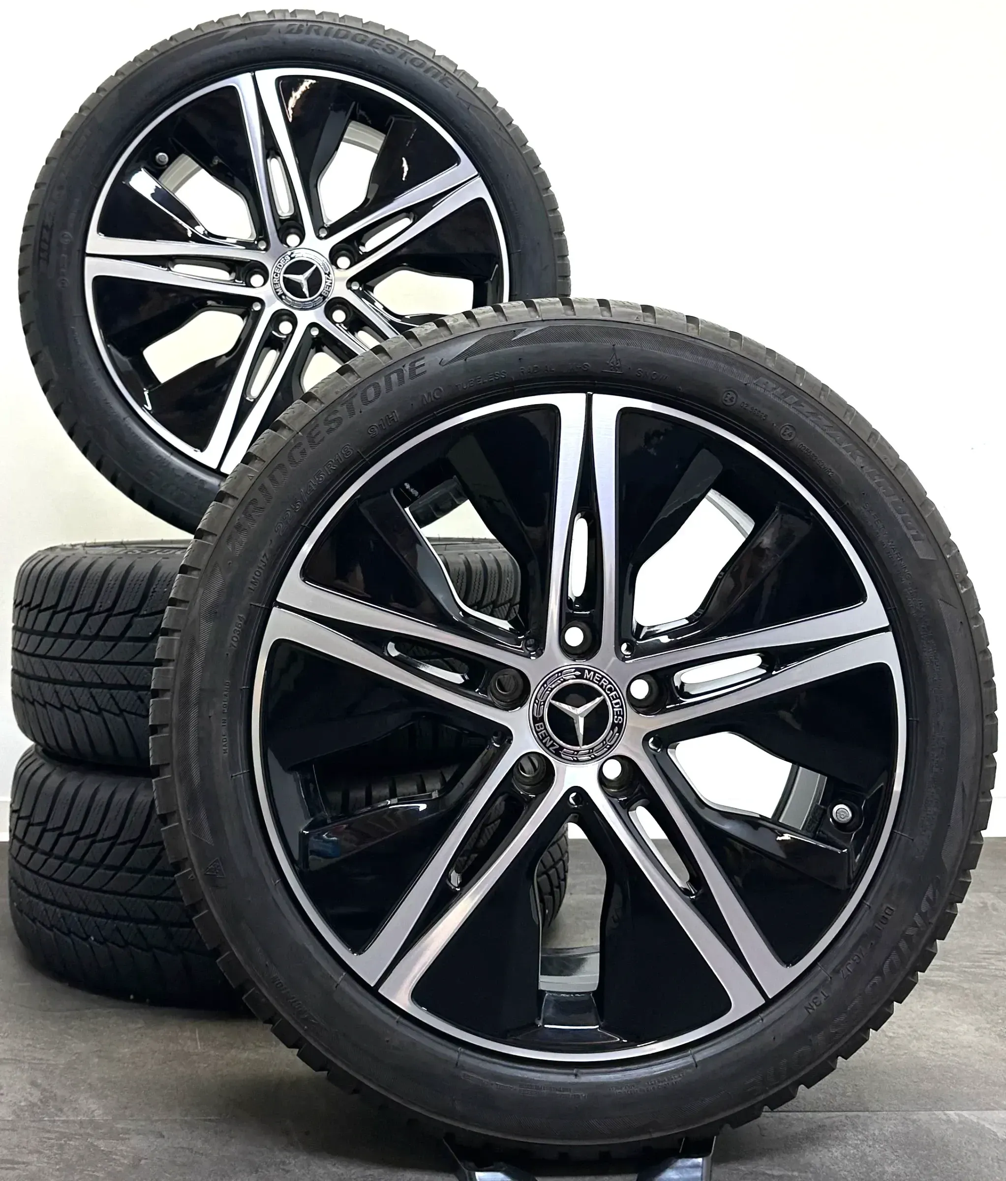 Original Mercedes CLA C118 Felgen 18Zoll  A1774010500 Winterreifen 225 45R18 - Bild 1