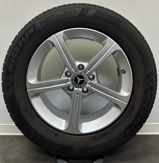 Original Mercedes GLA H247 17Zoll Felgen A1774041200 Winterreifen 215 65R17 - Bild 3