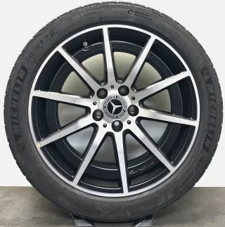 Original Mercedes A45 CLA45 18Zoll AMG Felgen A1774012100 Winterreifen 245 40R18 - Bild 2