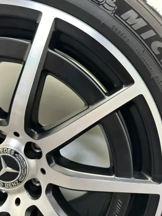 Original Mercedes A45 CLA45 18Zoll AMG Felgen A1774012100 Winterreifen 245 40R18 - Bild 8