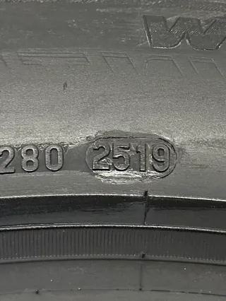 2x Winterreifen 215 55 R18 99V Pirelli Sottozero 3 MO XL NEU - Bild 7