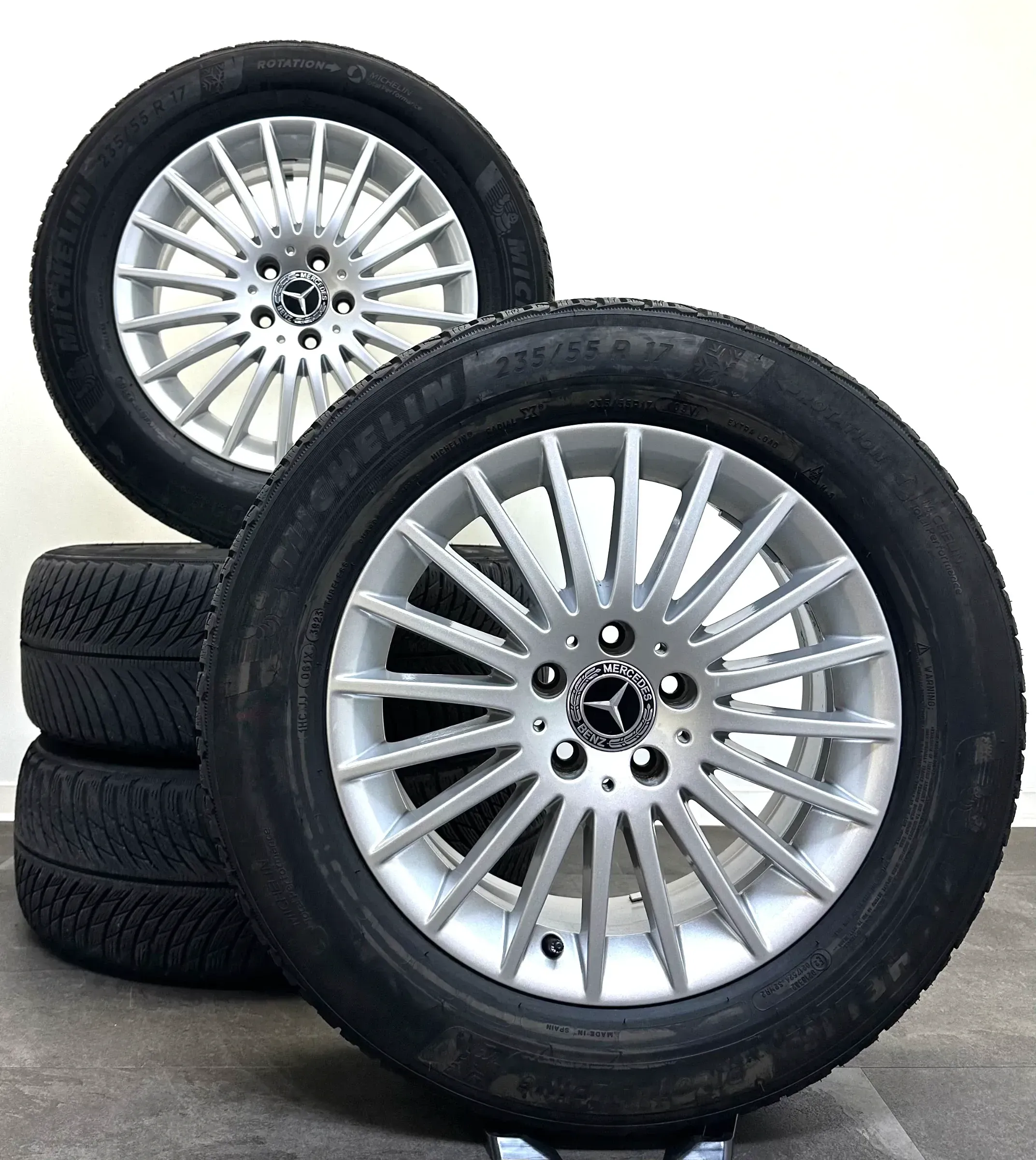 Original Mercedes V Klasse W447 17Zoll Felgen A4474014900 Winterreifen 235 55R17 - Bild 1