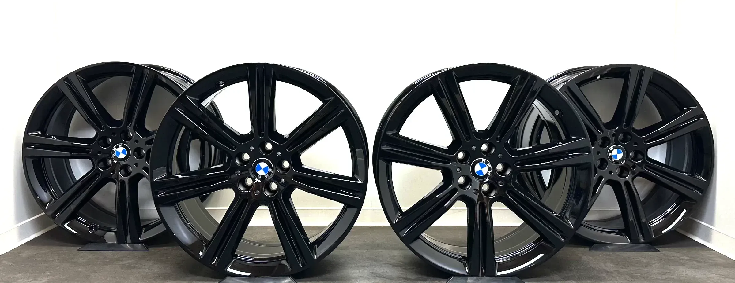 Original BMW X5 xDrive 30d G05 20Zoll Felgen 6883753 Styling 736 - Bild 1