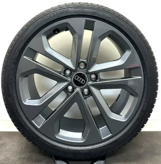 Original Audi A3 S3 8Y 18Zoll Felgen 8Y0601025CM Sommerreifen 225 40 R18 92Y - Bild 4
