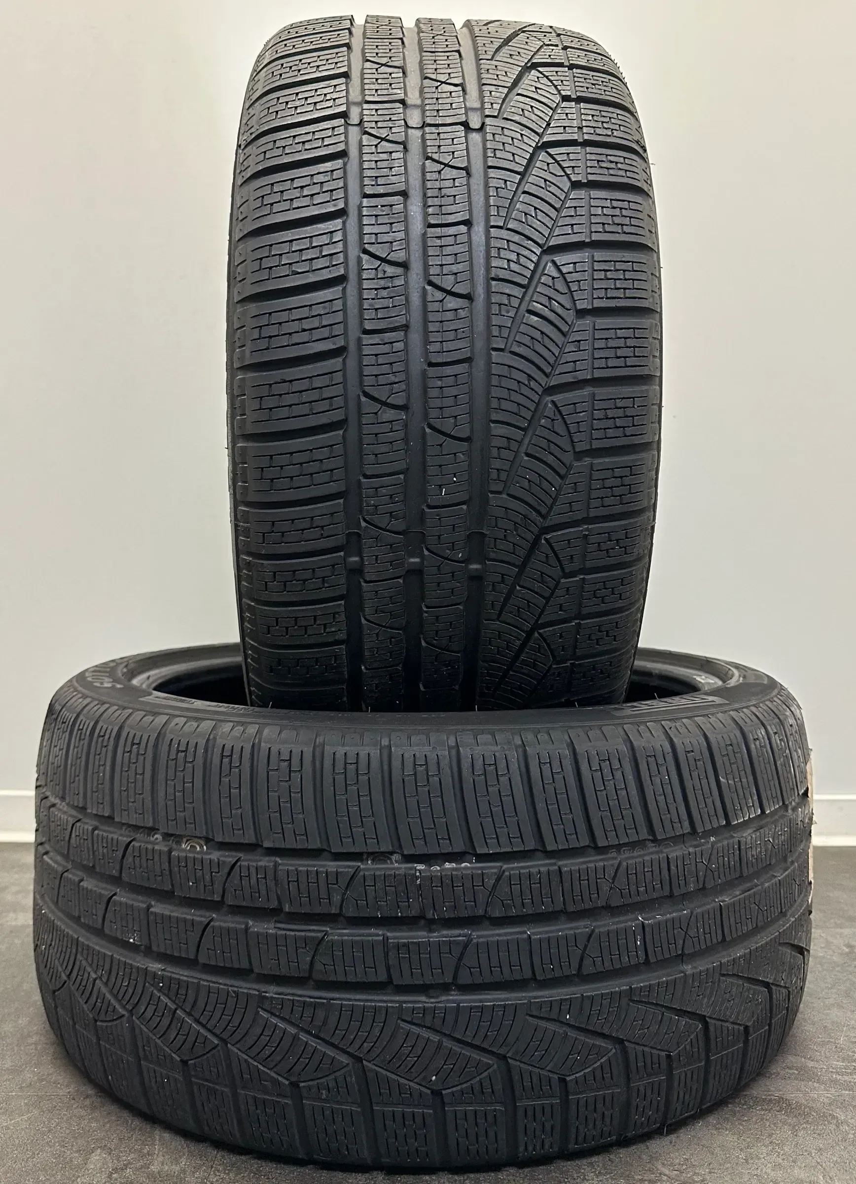 2x Winterreifen 255 35 R19 96V Pirelli W 240 Sottozero II XL MO - Bild 1
