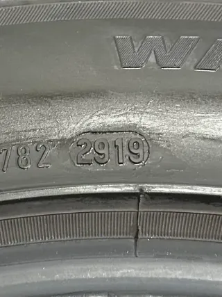 2x Winterreifen 245 45 R19 102V Pirelli Sottozero 3 MO - Bild 6