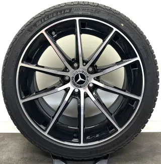 Original Mercedes A35 AMG W177 18Zoll Felgen A1774014300 Winterreifen 235 40R18 - Bild 2