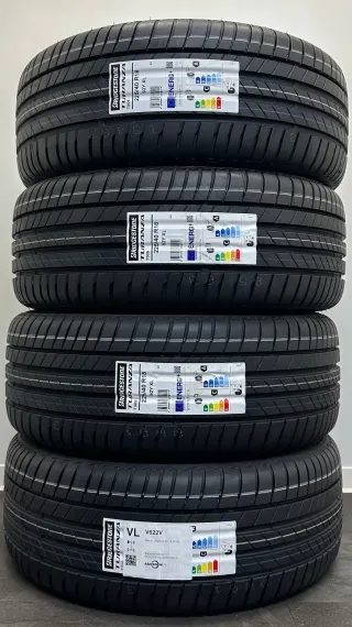 Original Audi A3 S3 8Y 18Zoll Felgen 8Y0601025CM Sommerreifen 225 40 R18 92Y - Bild 7