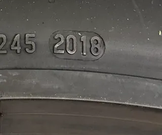 2x Sommerreifen 275 40 R21 107Y Pirelli P-Zero PZ4 - Bild 8