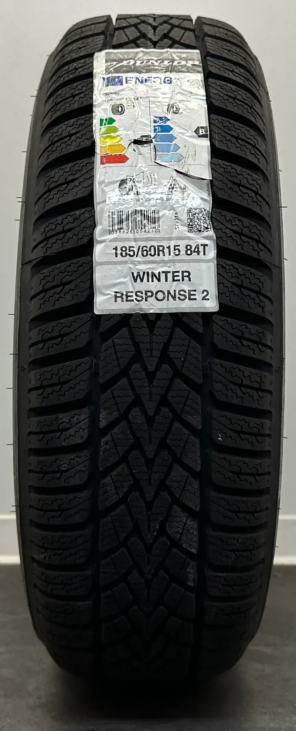 1x Winterreifen 185 60 R15 84T Dunlop Winter Response 2 DOT22 NEU - Bild 1