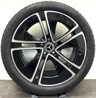 Original Mercedes CLE C236 19Zoll Felgen A2364014100 Winterreifen 245 40R19 98V - Bild 3