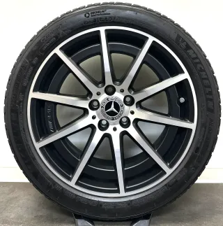 Original Mercedes A45 CLA45 18Zoll AMG Felgen A1774012100 Winterreifen - Bild 4