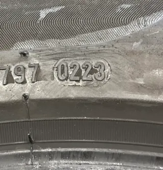 4x Winterreifen 245 45 R18 100V Pirelli Sottozero 3 MO DOT23 7mm - Bild 6