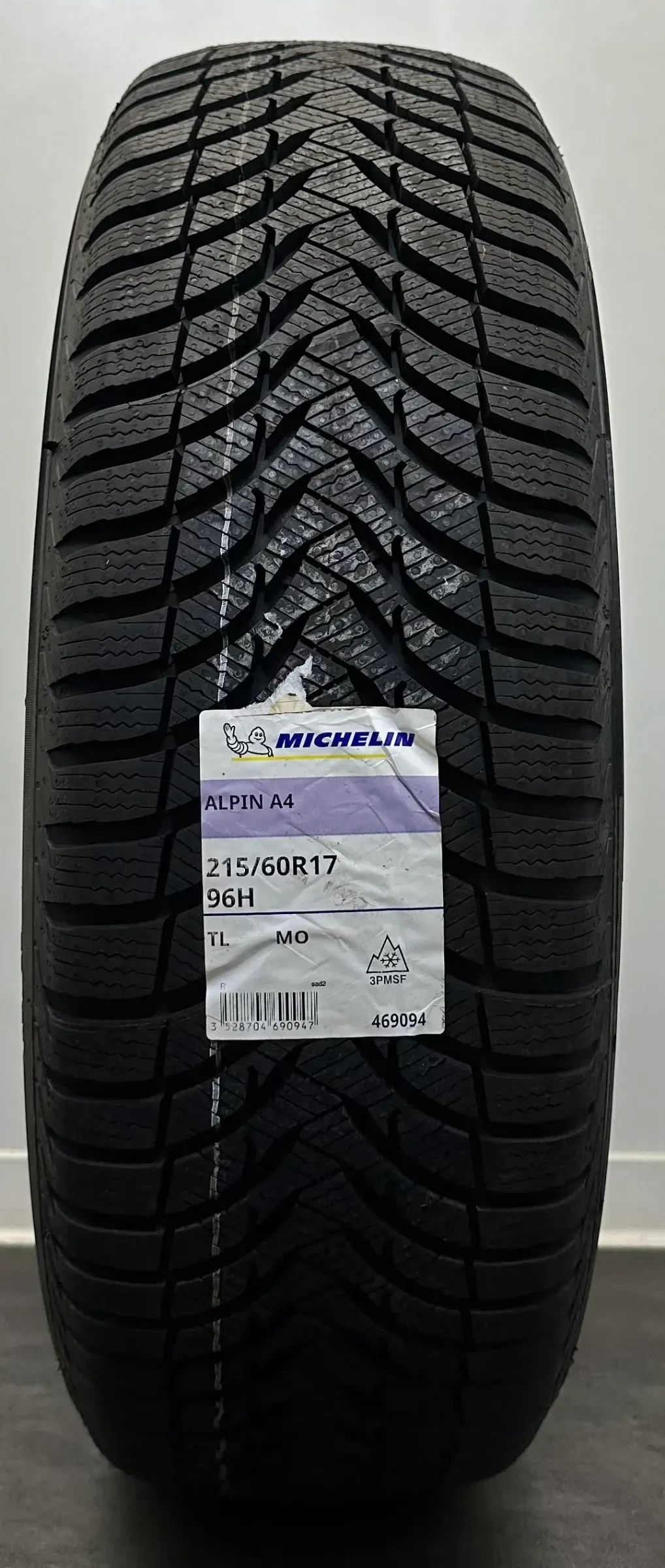 1x Winterreifen 215 60R17 96H Michelin Alpin A4 MO DOT22 NEU - Bild 1