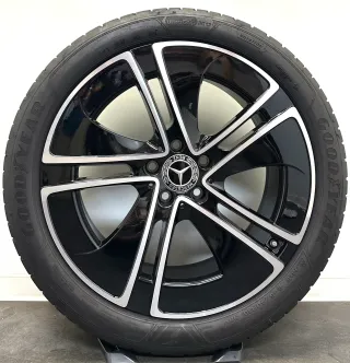 Original Mercedes CLE C236 19Zoll Felgen A2364014100 Winterreifen 245 40R19 98V - Bild 2