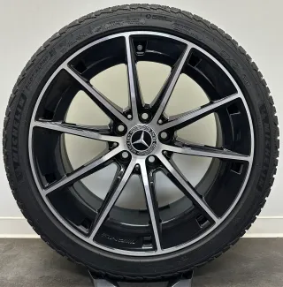 Original Mercedes A35 AMG W177 18Zoll Felgen A1774014300 Winterreifen 235 40R18 - Bild 4