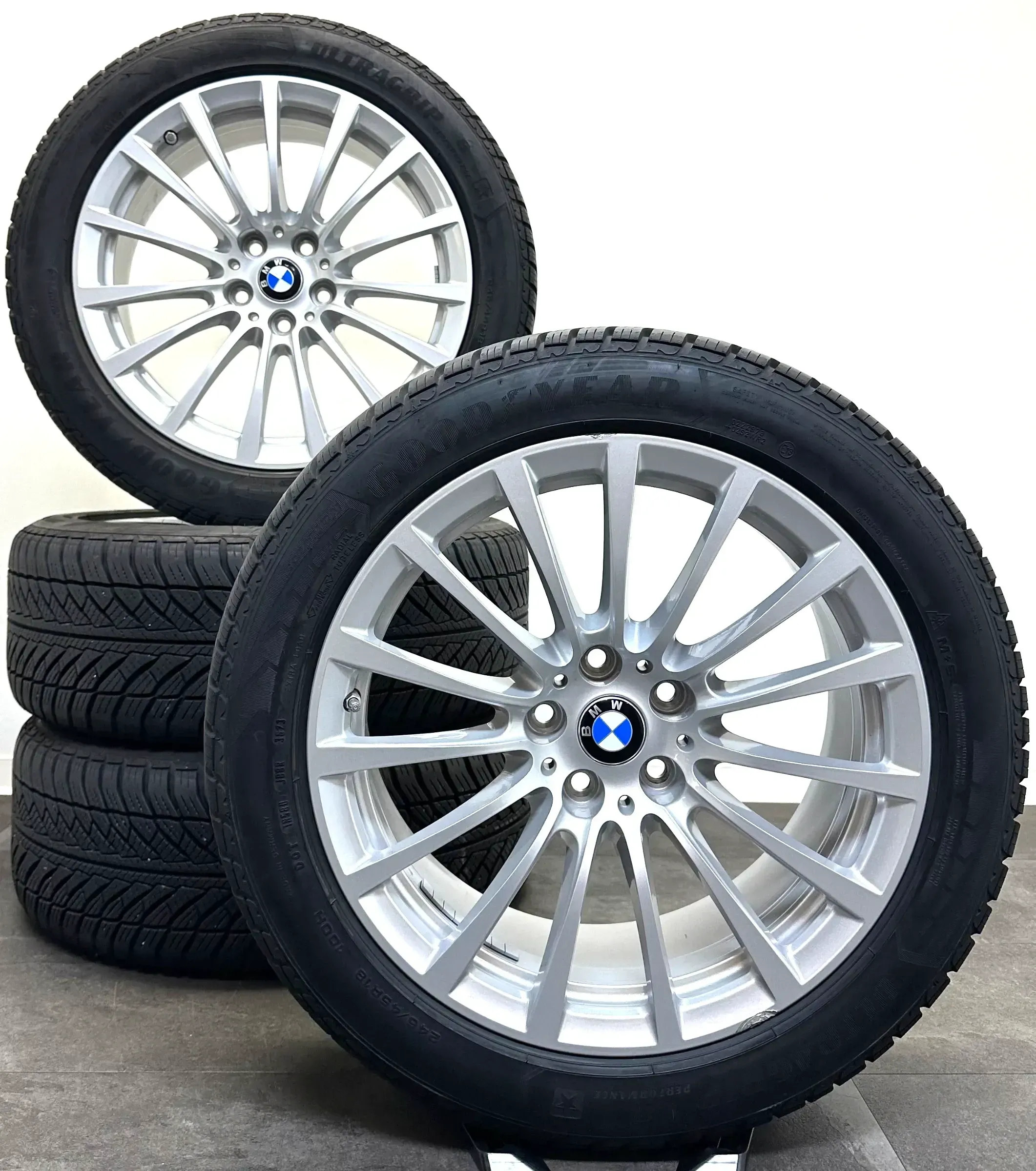 Original BMW 5er G30 G31 18Zoll Felgen 6861224 Winterreifen 245 45R18 100H - Bild 1