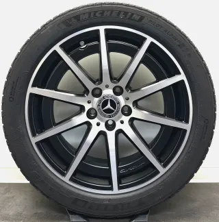 Original Mercedes A45 CLA45 18Zoll AMG Felgen A1774012100 Winterreifen 245 40R18 - Bild 3