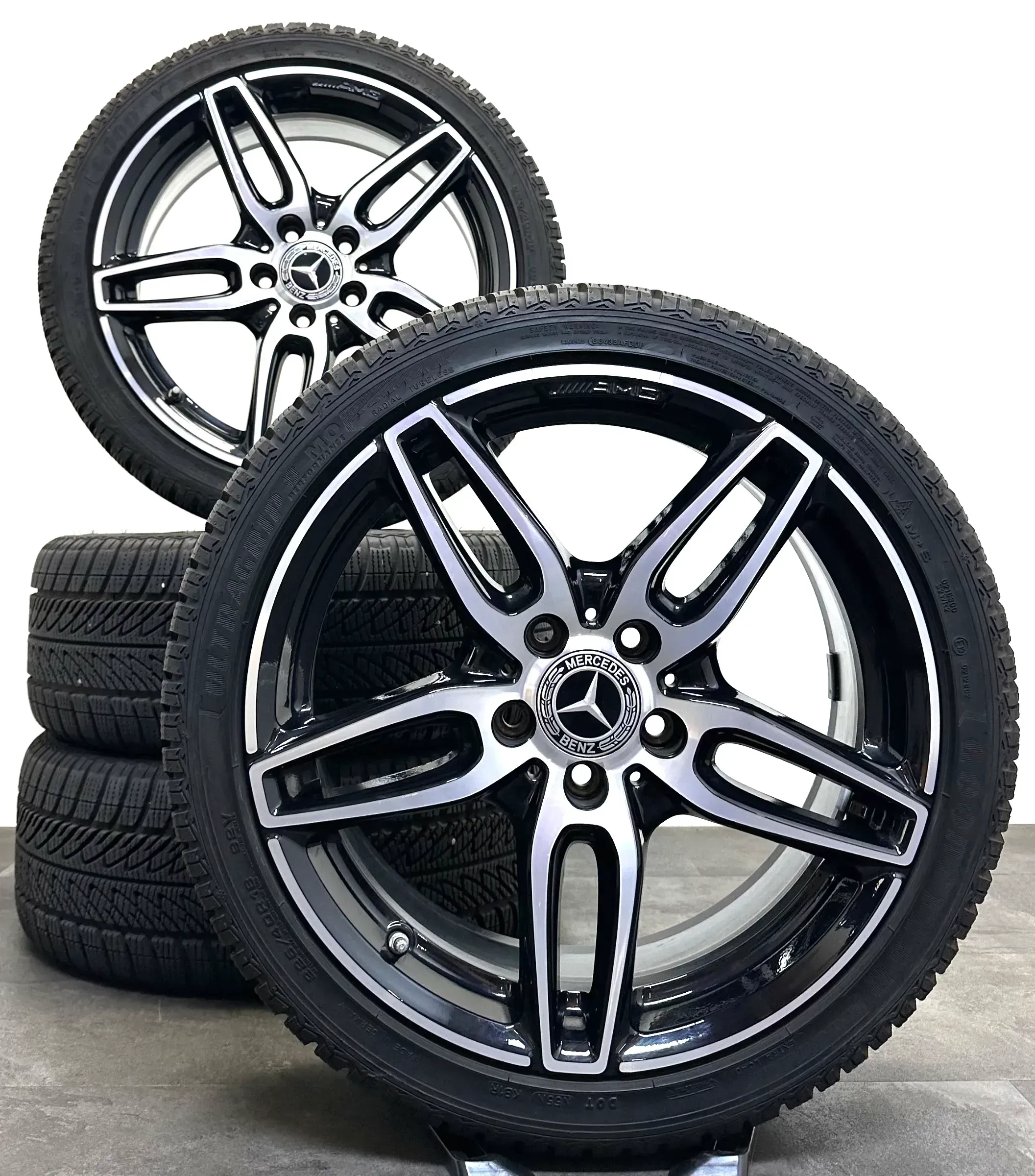 Original Mercedes CLA Shooting Brake X117 Felgen 18Zoll A1764010700 Winterreifen 225 40R18 - Bild 1