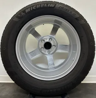 Original Mercedes GLA H247 17Zoll Felgen A1774041200 Winterreifen 215 65R17 - Bild 6