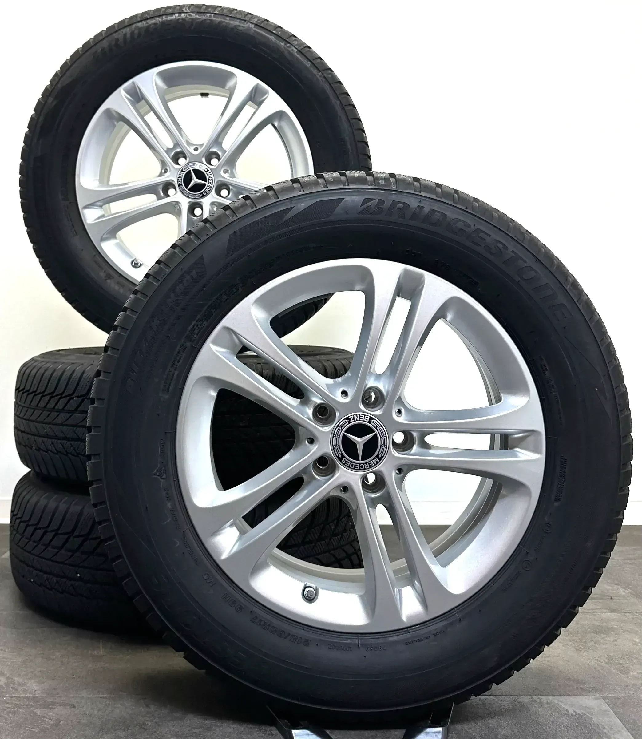 Original Mercedes GLB X247 17Zoll Felgen A1774010400 Winterreifen 215 65R17 - Bild 1