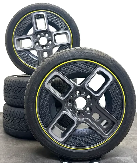 Background image for Original Mini F55 F56 F57 17Zoll Felgen 6889171 Winterreifen 205 45R17