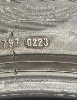4x Winterreifen 245 45 R18 100V Pirelli Sottozero 3 MO DOT23 7mm - Bild 7
