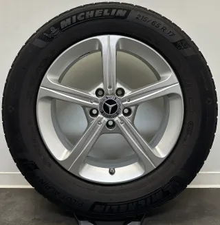 Original Mercedes GLA H247 GLB H247 17Zoll Felgen A1774041200 Winterreifen - Bild 4