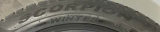 2x Winterreifen 275 45 R20 110V Pirelli Scorpion RFT * - Bild 4
