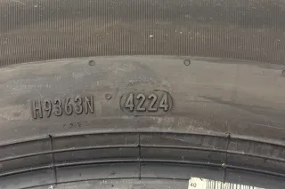 4x Winterreifen 235 55 R18 104H Pirelli Scorpion 2 Winter DOT24 - Bild 5