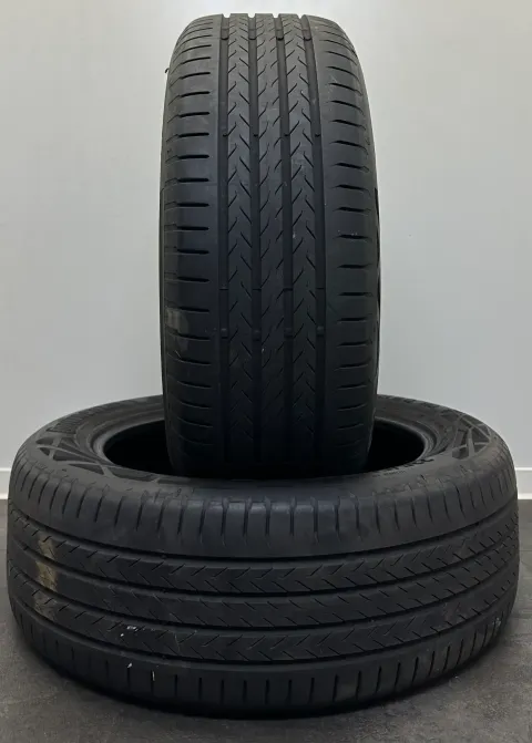 Background image for 2x Sommerreifen 235 55 R19 105W Continental Eco Contact 6Q MO