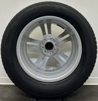 Original Mercedes GLB X247 17Zoll Felgen A1774010400 Winterreifen 215 65R17 - Bild 7