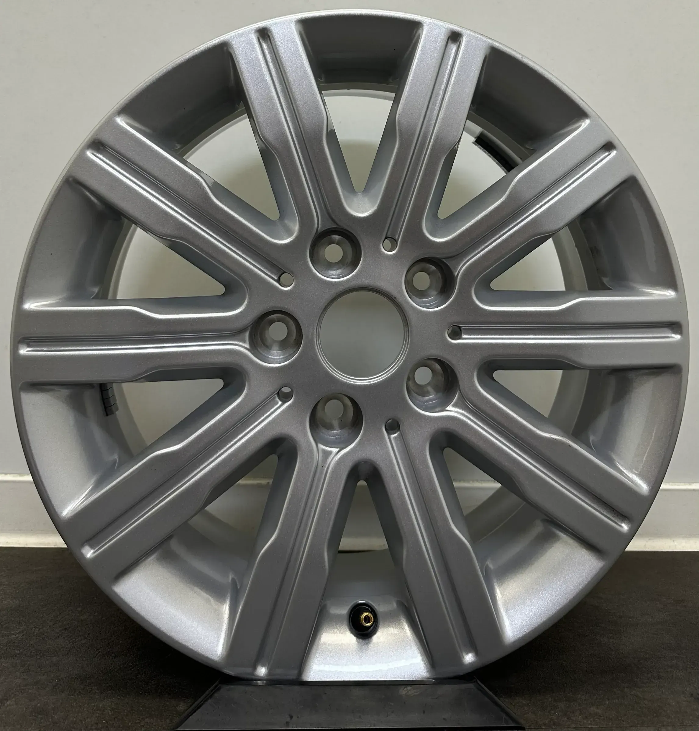 1x Original 16Zoll Felge Mercedes Citan A4204010600 5x 114,3 66,1 ET40 TOP - Bild 1