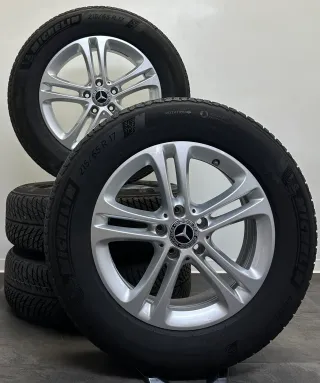 Original Mercedes GLA H247 17Zoll Felgen A1774010400 Winterreifen 215 65R17 - Bild 1